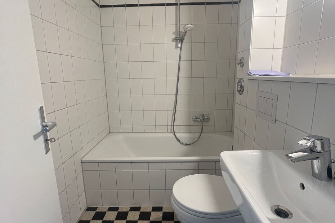 Modernisierte 2-Zimmer-Wohnung in zentraler Lage Hamburgs... - Photo 4