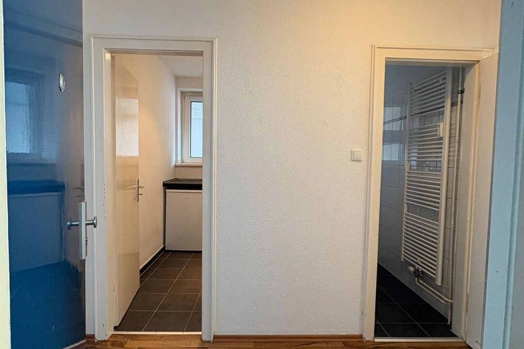 Schöne 1,5-Zimmer-Wohnung in HH-Barmbek ! - Photo 5